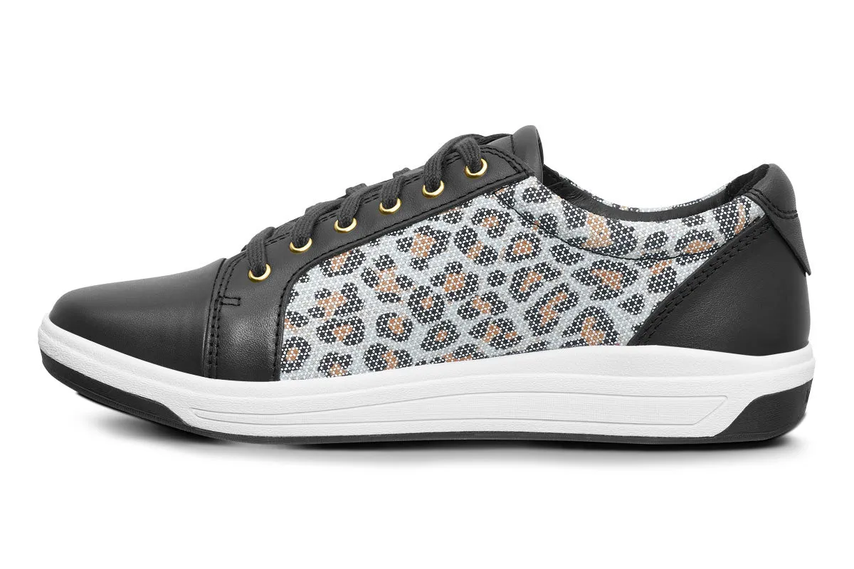 Ascent Stratus Zip C Leopard Womens