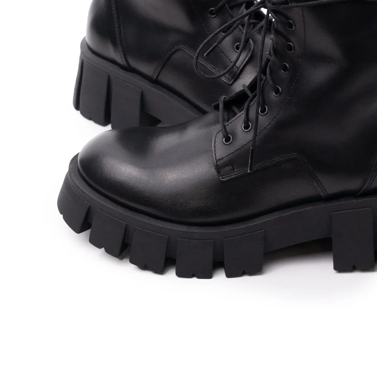 Bangkok Black Leather
