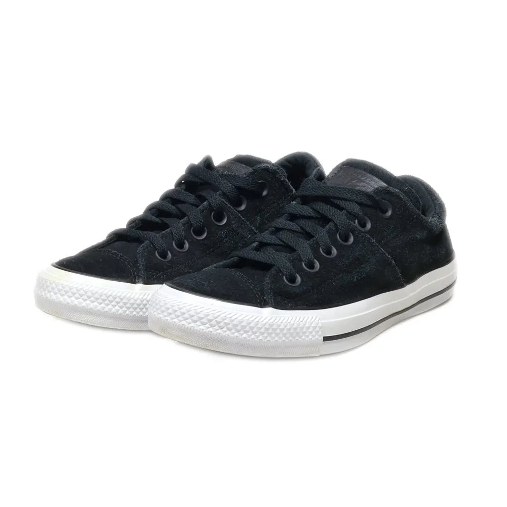 Converse Chuck Taylor All Star Low-Top Sneakers Suede Black Colour For Women