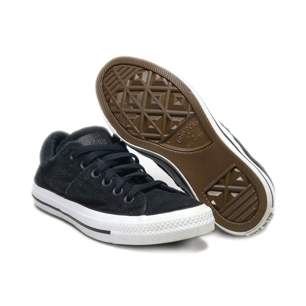 Converse Chuck Taylor All Star Low-Top Sneakers Suede Black Colour For Women
