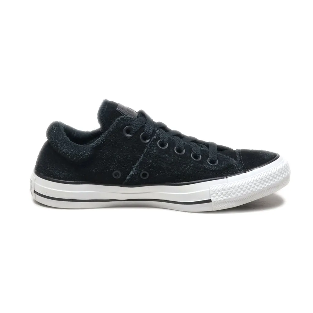 Converse Chuck Taylor All Star Low-Top Sneakers Suede Black Colour For Women