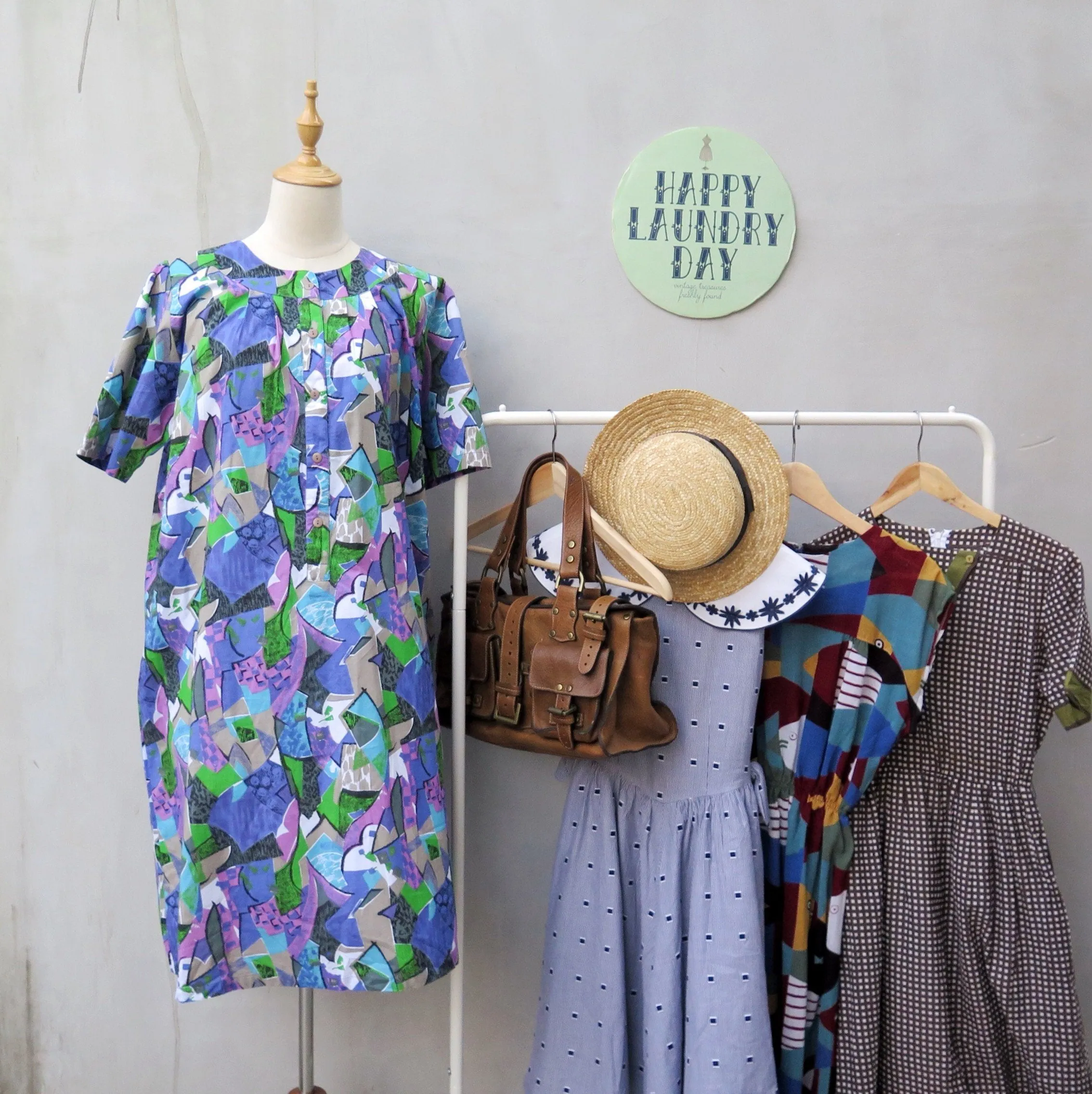 Geraldine | Vintage 1980s 1990s Geometric print Abstract pop art Loose fit shift dress