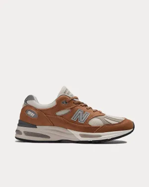 MADE in UK 991v2 Nostalgic Sepia Coco Mocca / Rainy Day / Flint Gray Low Top Sneakers
