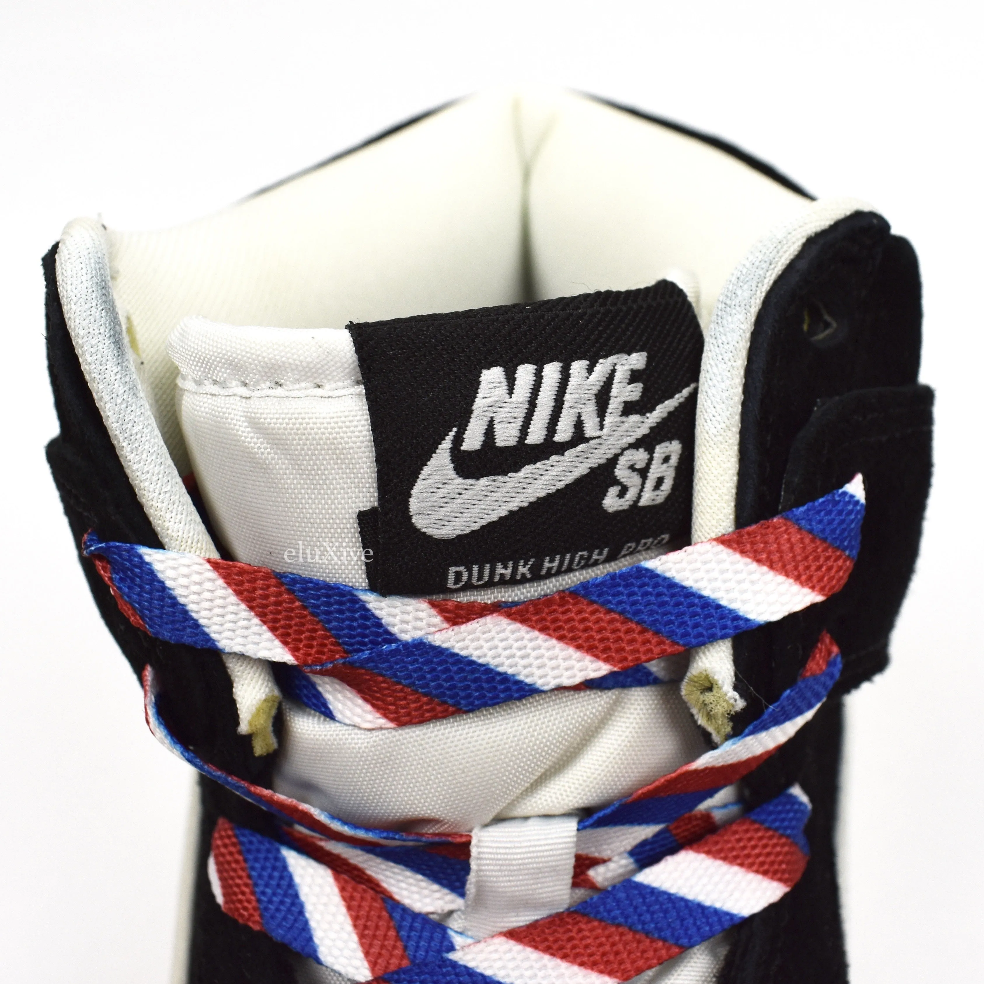 Nike - Dunk High Premium SB 'Barber Shop'