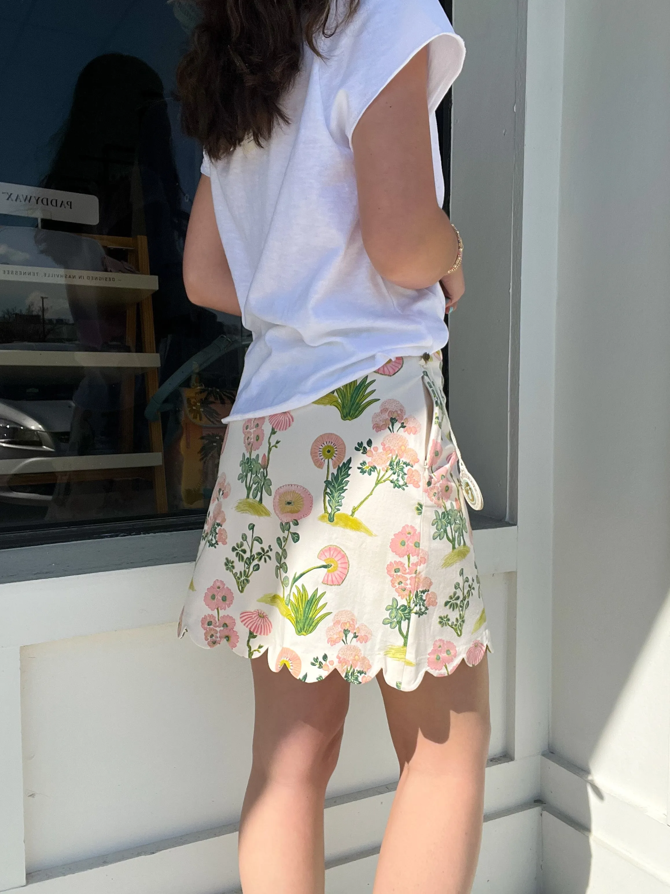 Spartina Scallop Skort Enclave Floral Springs
