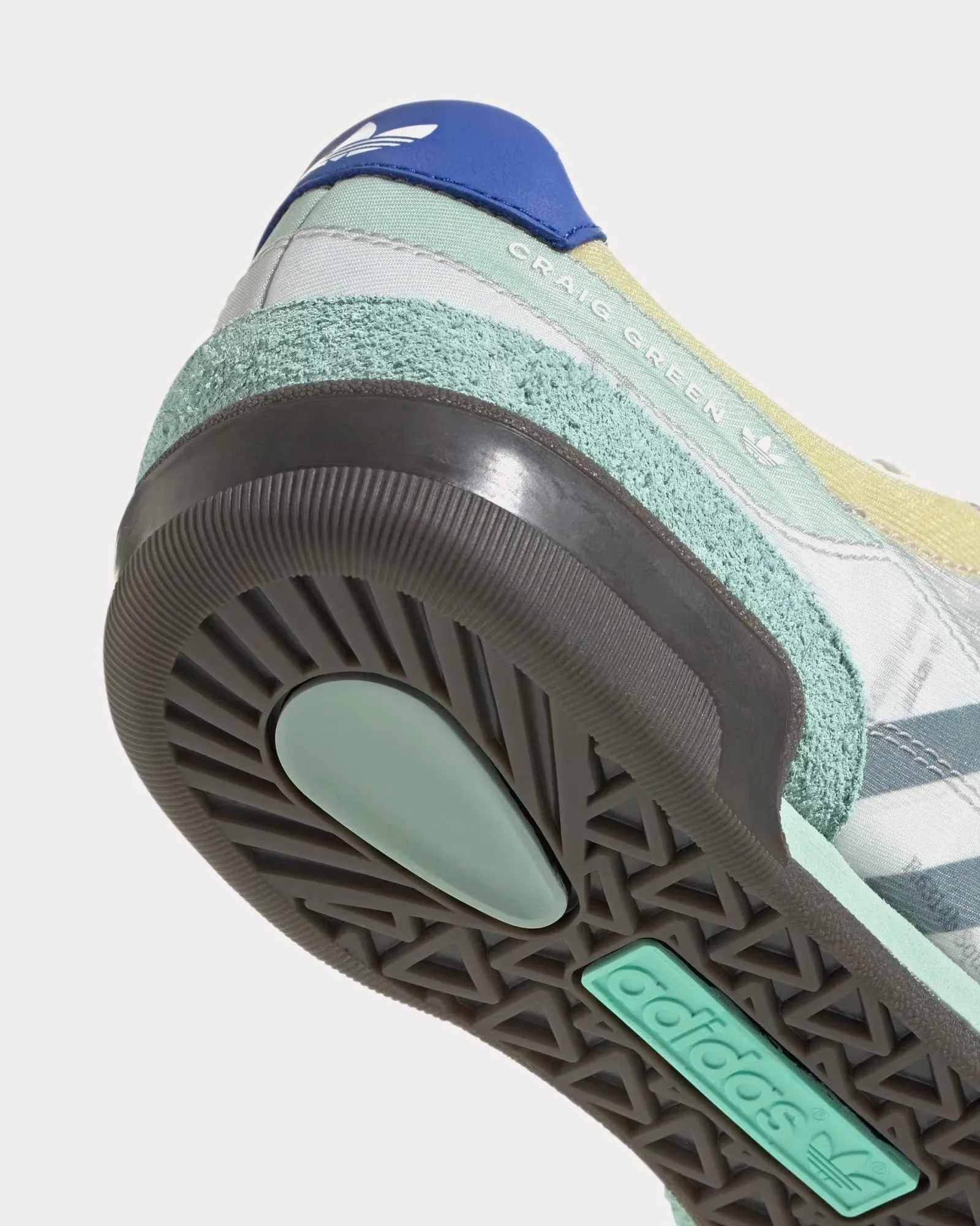 Squash Polta AKH Hazy Green / Core White / Cargo Low Top Sneakers