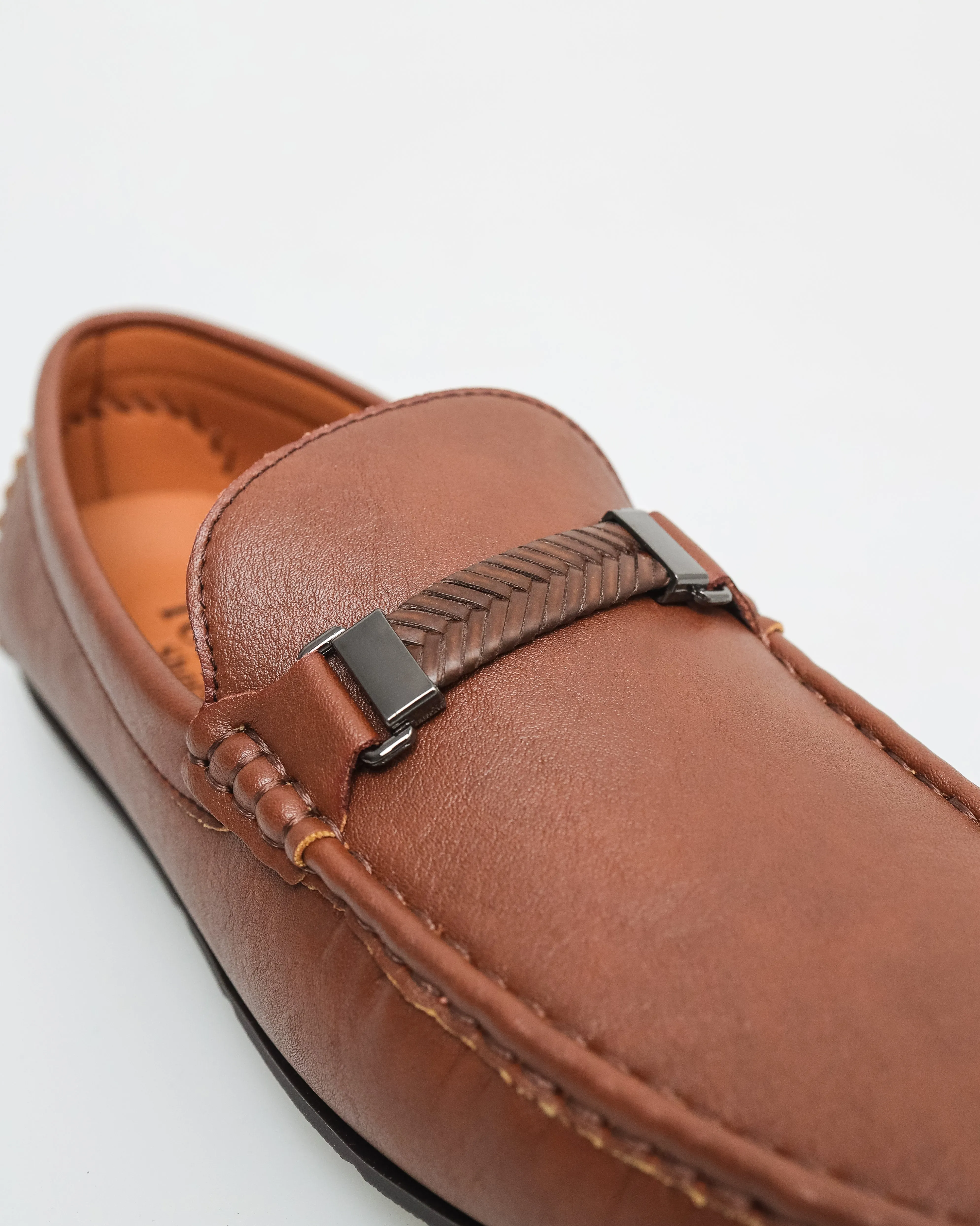 Tomaz C495 Men's Buckle Moccasins