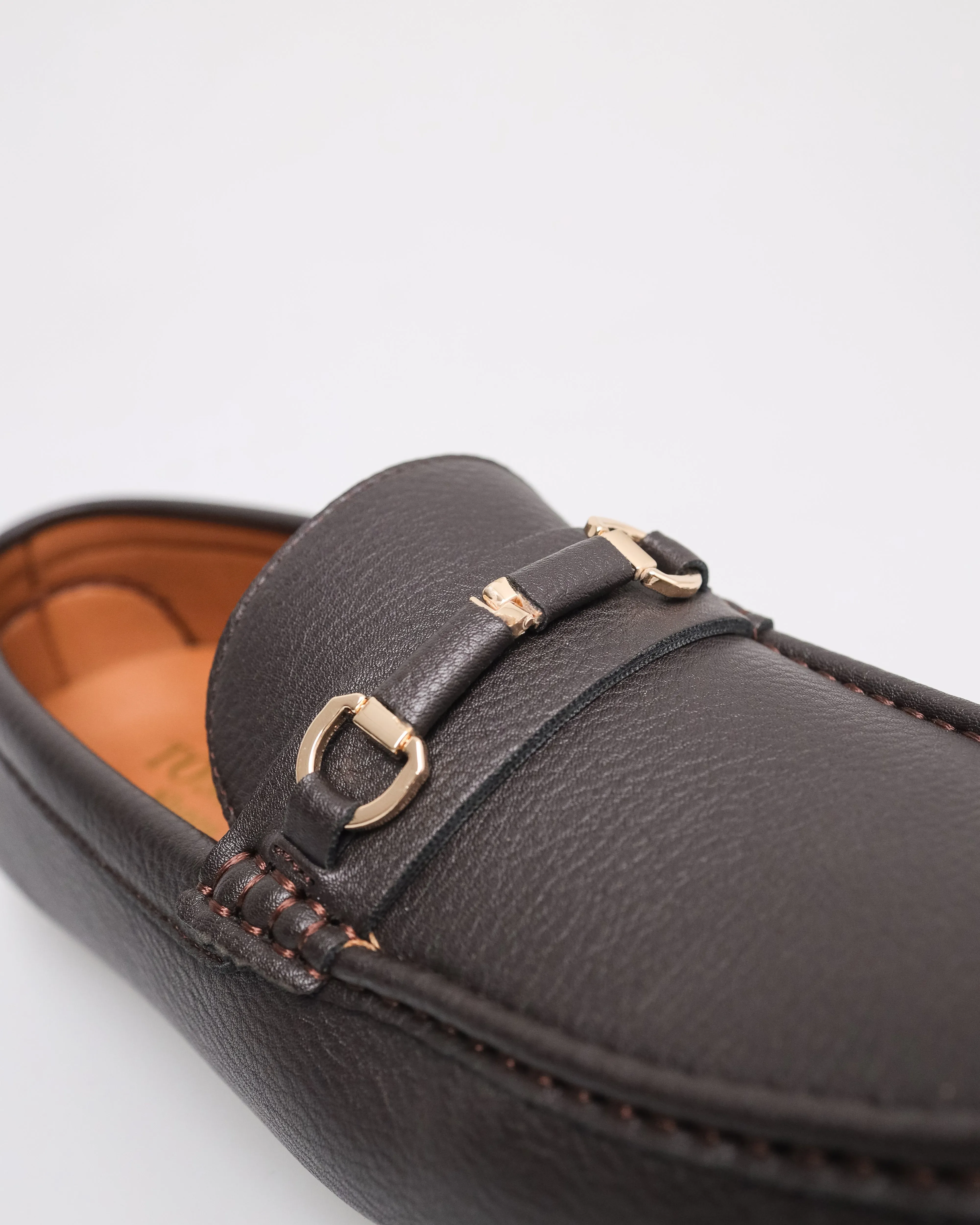 Tomaz C534 Men's Buckle Moccasins