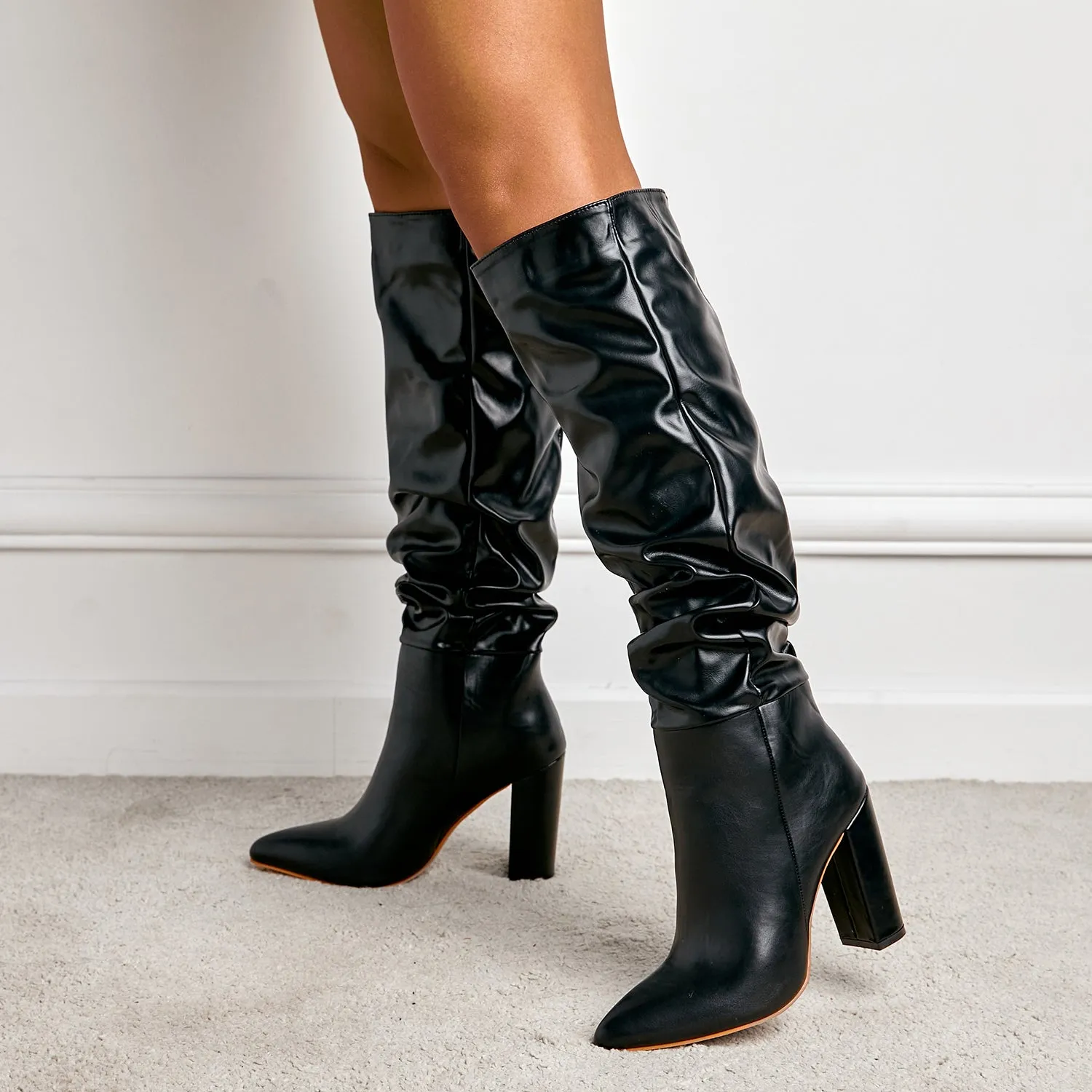 Wastaria Twisted Knee-high Boots